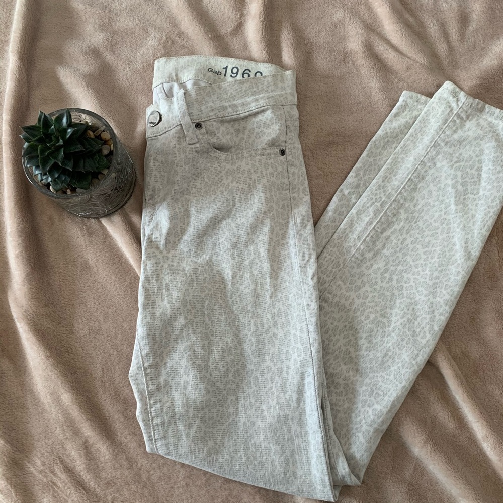 Gap white leopard print skinny jeans